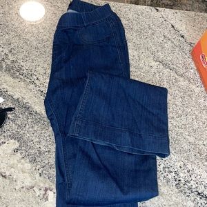Cello size medium stretchy flare jeans
